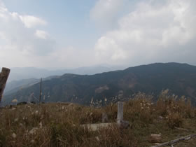 一山