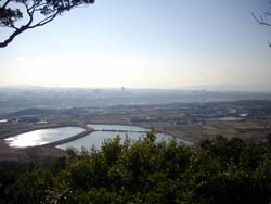 雌岡山・雄岡山