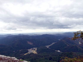 笠形山