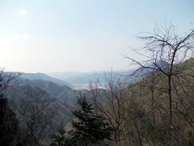 母栖山