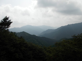 三国岳