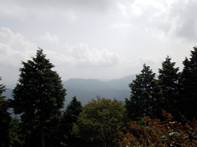三国岳