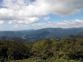 東山