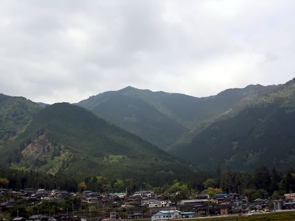 黒尾山