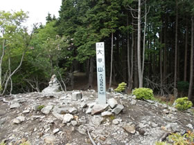 さすがに1000ｍの空中回廊。涼しい風が気持ちいいですが、周りが見えないのがちょっとさみしい。