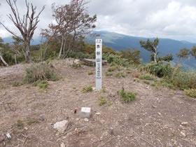 赤谷山