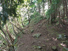 青倉山