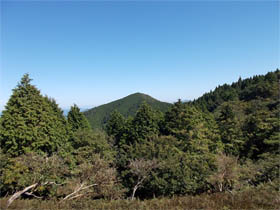 白岩山