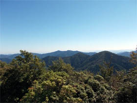 白岩山
