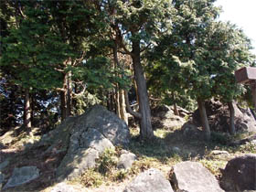 白岩山