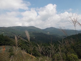 三国平・長義山・ダルガ峰