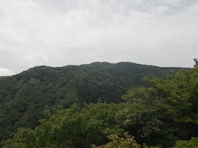 大海里山