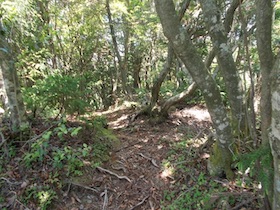 水剣山