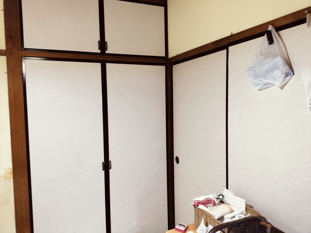 上下開き戸の表替え