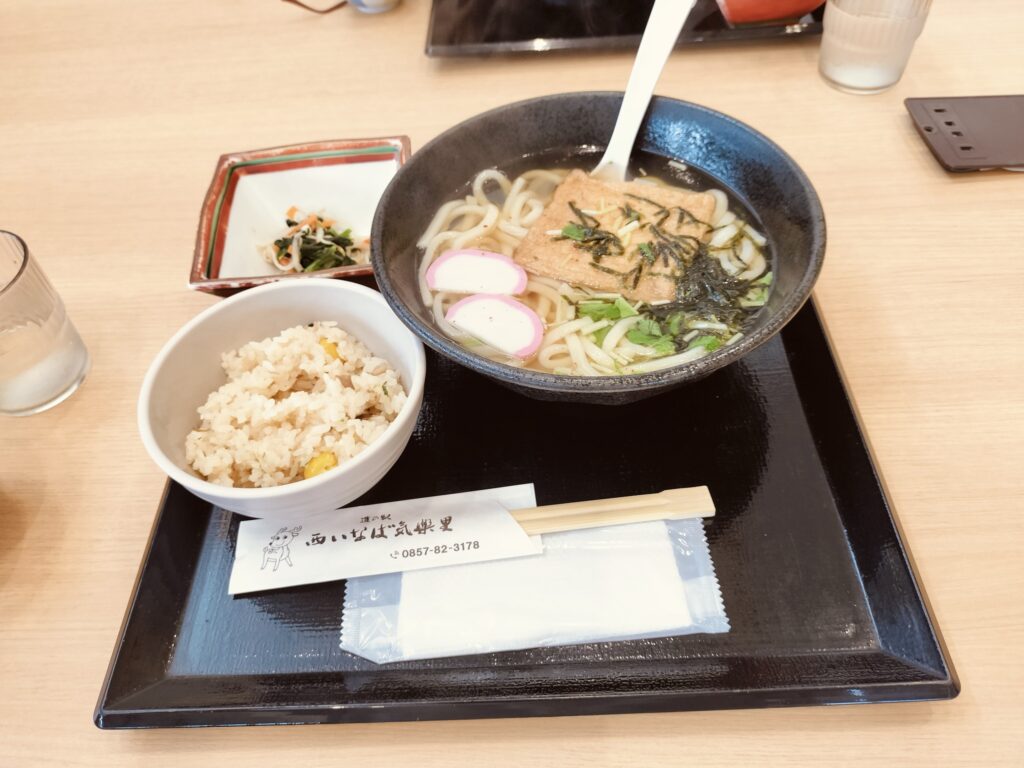道の駅西いなば気楽里　うどん