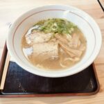 醤油豚骨ラーメン